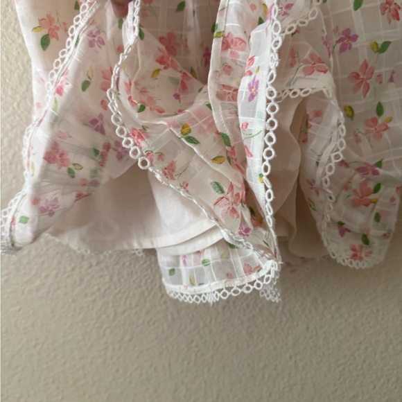 Winston White Floral Ruffle Romper - Picture 7 of 7